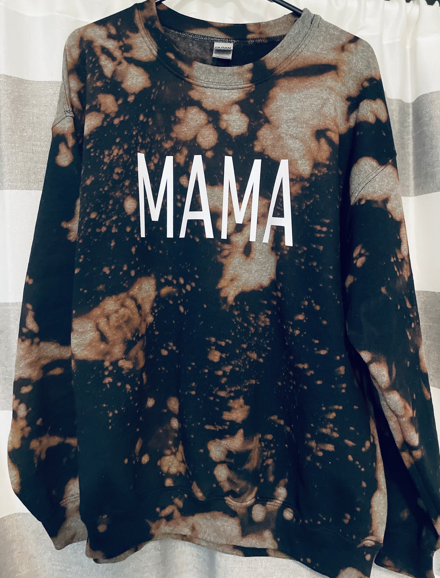 "Mama" Bleached Dyed Crewneck